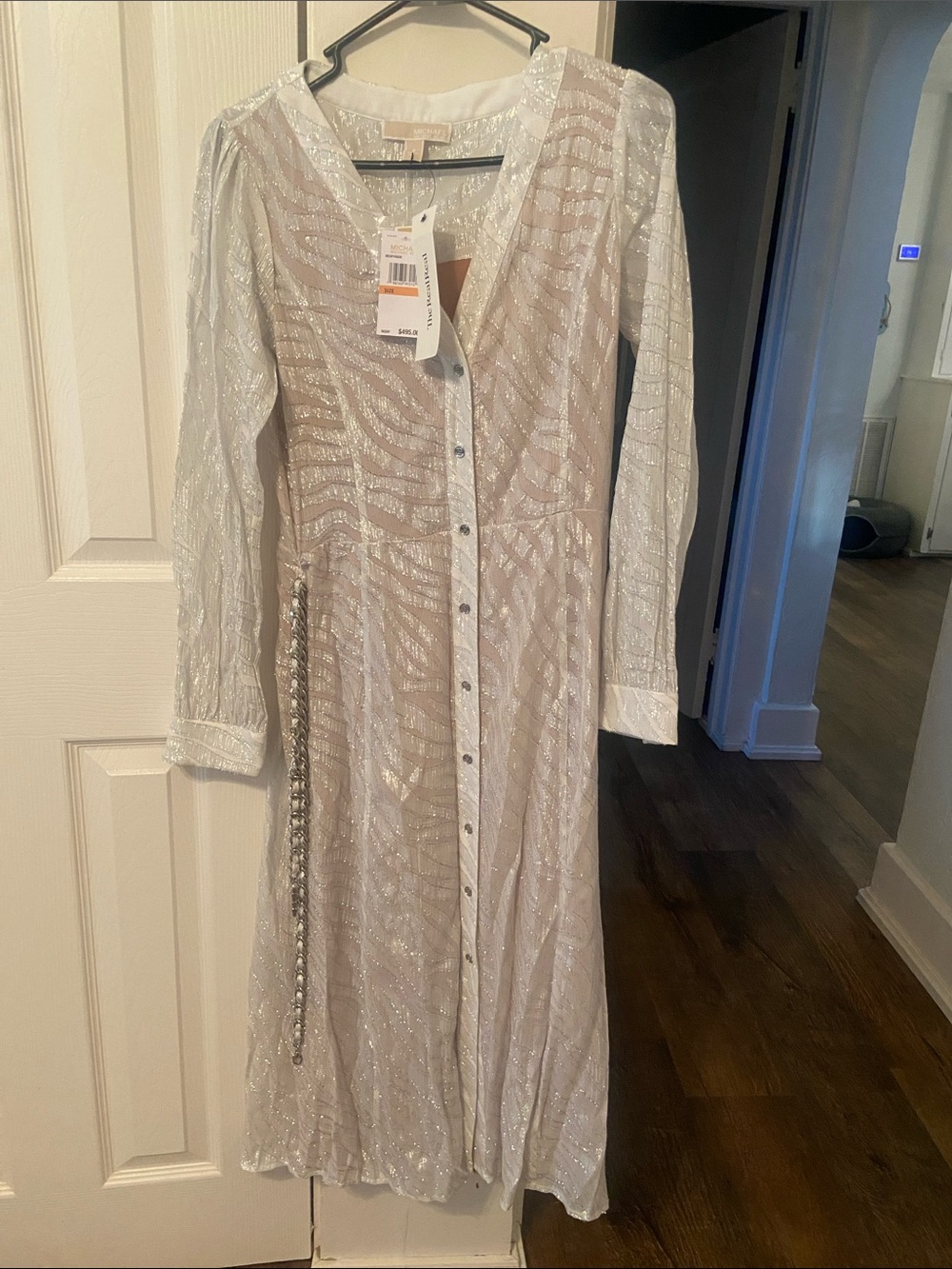 Michael Kors flowy white dress with chain belt - Picture 4 of 4